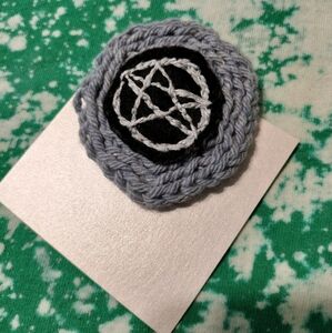 Crochet Pentagram Pin